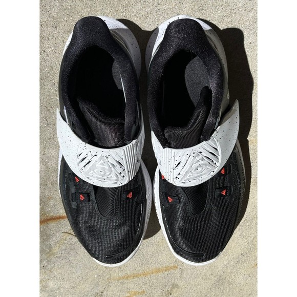 Nike Kyrie Low 3 Team Black White (CW6228-003 Men Sz 7 sneakers shoes basketball main image 12